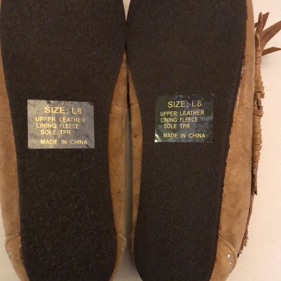 NWT LAMO Footwear Women's Leather Fleece-Lined Slippers - size 8 but runs small - Picture 2 of 11